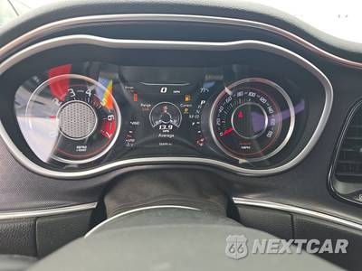 2015 Dodge Challenger SRT 392 - zdjęcie 12 z 20 - miniatura