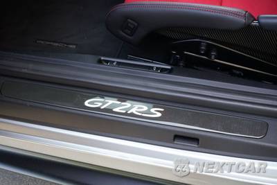 2018 Porsche 911 GT2 RS - zdjęcie 39 z 45 - miniatura