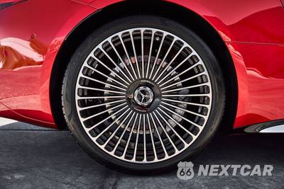 2026 Mercedes-Benz Maybach SL 680 Monogram Series - zdjęcie 21 z 50 - miniatura