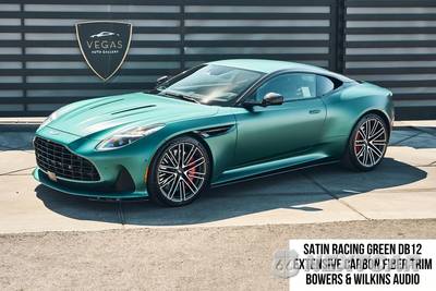 2024 Aston Martin DB12 Coupe - zdjęcie 1 z 50 - miniatura