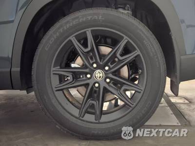 2026 Toyota Grand Highlander Limited - zdjęcie 12 z 26 - miniatura