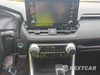 2022 Toyota RAV4 Prime SE - zdjęcie 11 z 30 - miniatura