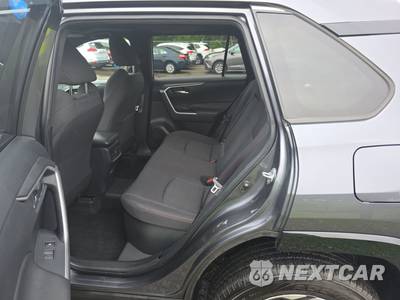 2022 Toyota RAV4 Prime SE - zdjęcie 13 z 30 - miniatura