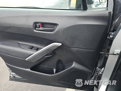 2024 Toyota Corolla Cross Hybrid S - zdjęcie 9 z 25 - miniatura