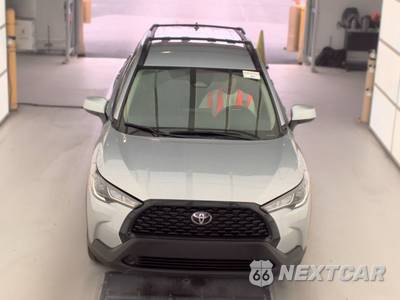 2024 Toyota Corolla Cross LE - zdjęcie 2 z 36 - miniatura
