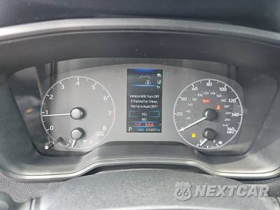2024 Toyota Corolla Cross LE - zdjęcie 12 z 36 - miniatura