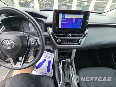 2024 Toyota Corolla Cross LE - zdjęcie 11 z 36 - miniatura