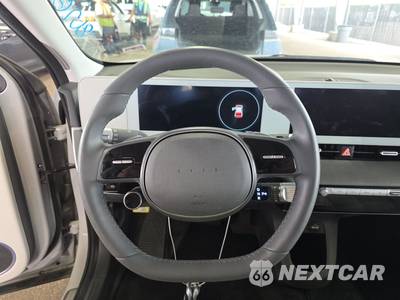 2024 Hyundai IONIQ 5 Limited - zdjęcie 10 z 25 - miniatura