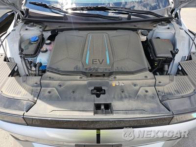 2024 Hyundai IONIQ 5 SEL - zdjęcie 16 z 26 - miniatura