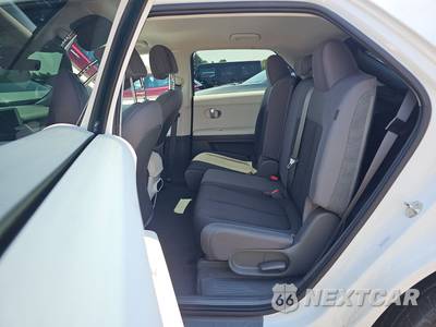 2024 Hyundai IONIQ 5 SE - zdjęcie 13 z 27 - miniatura