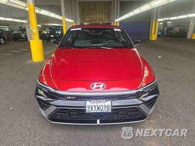 2025 Hyundai Elantra N Line - zdjęcie 2 z 26 - miniatura