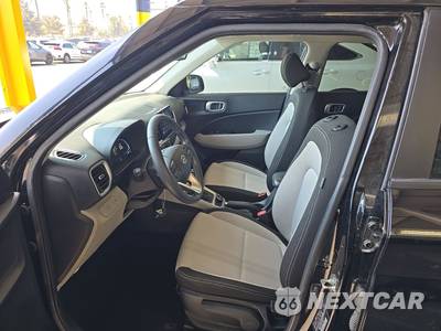 2024 Hyundai Venue SEL - zdjęcie 7 z 25 - miniatura