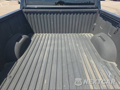 2024 Toyota Tundra Platinum Crew Cab Short Bed - zdjęcie 17 z 41 - miniatura