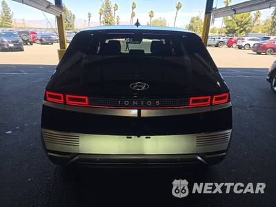2024 Hyundai IONIQ 5 Limited - zdjęcie 5 z 17 - miniatura