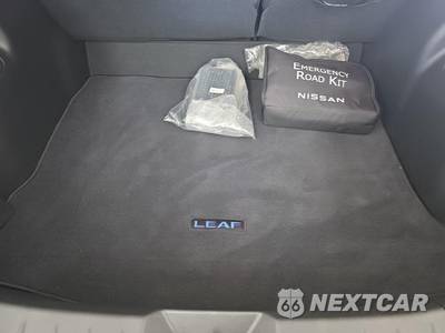 2023 Nissan LEAF S - zdjęcie 19 z 26 - miniatura