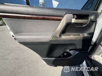2009 Toyota Land Cruiser - zdjęcie 20 z 47 - miniatura