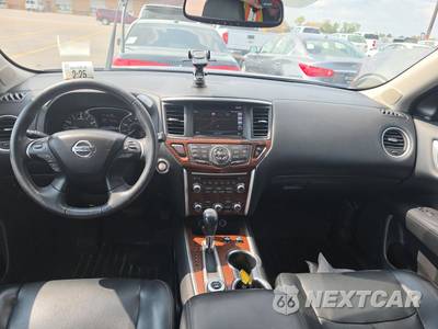 2017 Nissan Pathfinder SL - zdjęcie 11 z 46 - miniatura