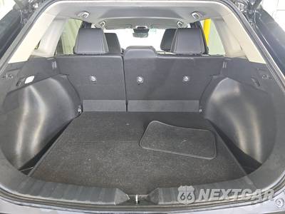 2024 Toyota Corolla Cross XLE - zdjęcie 16 z 33 - miniatura
