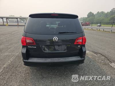 2011 Volkswagen Routan SE w/Rear Seat Entertainment & Navigation 121.2" WB - zdjęcie 5 z 44 - miniatura