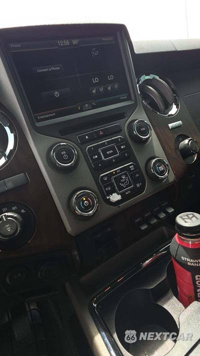 2016 Ford Super Duty F-250 Lariat Crew Cab Medium Bed - zdjęcie 19 z 44 - miniatura