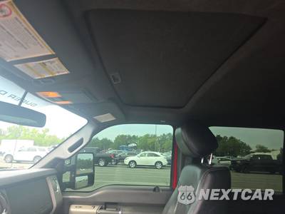 2016 Ford Super Duty F-250 Lariat Crew Cab Medium Bed - zdjęcie 17 z 44 - miniatura