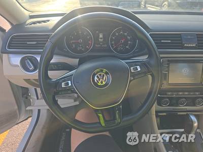 2019 Volkswagen Passat Wolfsburg - zdjęcie 10 z 32 - miniatura