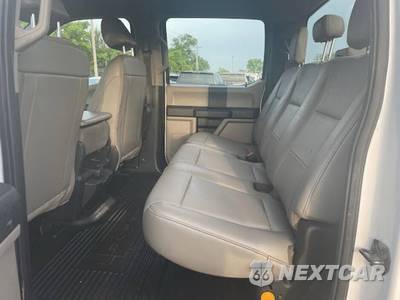 2022 Ford Super Duty F-550 Cab Chassis XL Crew Cab DRW - zdjęcie 12 z 21 - miniatura