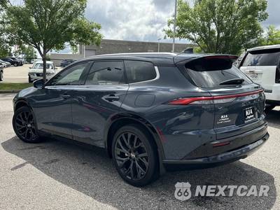 2025 Toyota Crown Signia Limited - zdjęcie 8 z 34 - miniatura