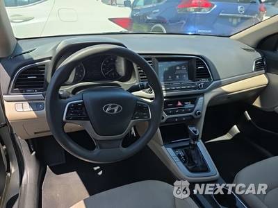 2017 Hyundai Elantra SE Sedan - zdjęcie 14 z 24 - miniatura