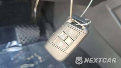 2019 Volkswagen Tiguan SEL - zdjęcie 18 z 24 - miniatura