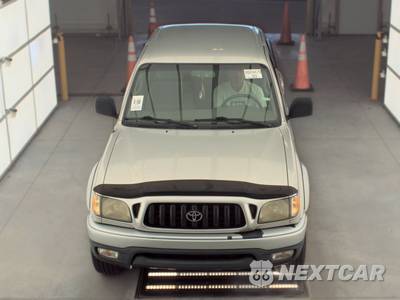 2004 Toyota Tacoma PreRunner Crew Cab Medium Bed - zdjęcie 2 z 37 - miniatura