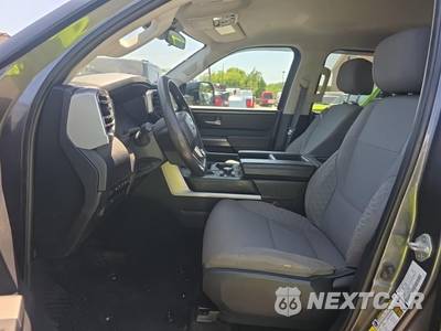 2024 Toyota Tundra SR5 Crew Cab Short Bed - zdjęcie 13 z 32 - miniatura