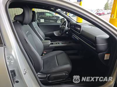 2023 Hyundai IONIQ 6 SEL - zdjęcie 8 z 36 - miniatura
