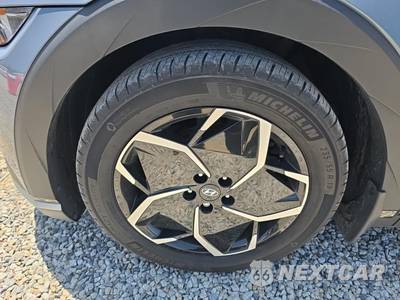 2024 Hyundai IONIQ 5 SEL - zdjęcie 17 z 35 - miniatura
