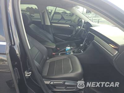 2022 Volkswagen Passat 2.0T SE - zdjęcie 8 z 23 - miniatura