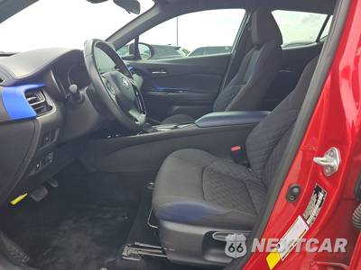 2021 Toyota C-HR XLE - zdjęcie 7 z 22 - miniatura