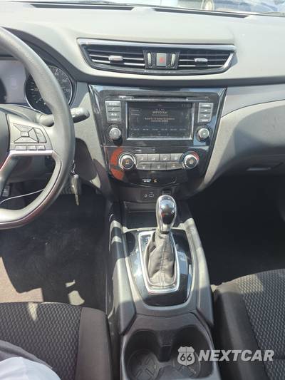2021 Nissan Rogue Sport S - zdjęcie 11 z 23 - miniatura