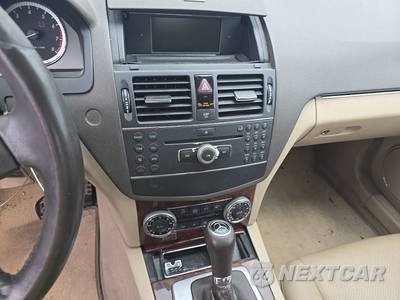 2009 Mercedes-Benz C 300 - zdjęcie 11 z 37 - miniatura