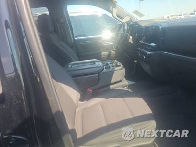 2024 Chevrolet Silverado 1500 LT Extended Cab Medium Bed 1LT - zdjęcie 8 z 21 - miniatura