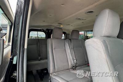 2018 Nissan NV3500 HD Passenger SV 146.1" WB - zdjęcie 16 z 57 - miniatura