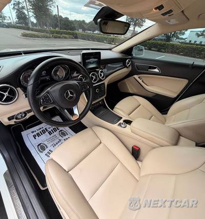 2016 Mercedes-Benz GLA 250 - zdjęcie 12 z 17 - miniatura