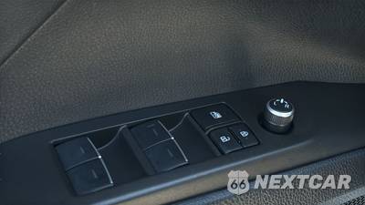 2024 Toyota Camry XLE - zdjęcie 17 z 36 - miniatura