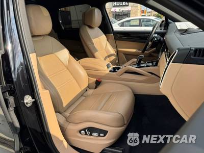 2021 Porsche Cayenne - zdjęcie 18 z 32 - miniatura