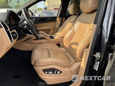 2021 Porsche Cayenne - zdjęcie 13 z 32 - miniatura