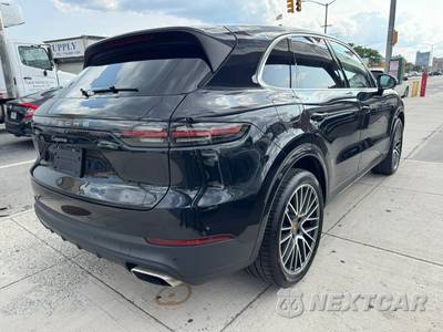 2021 Porsche Cayenne - zdjęcie 7 z 32 - miniatura
