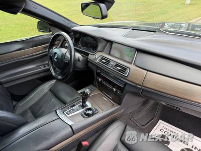 2015 BMW 7 Series Sedan 750Li M SPORT LINE - zdjęcie 15 z 19 - miniatura