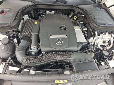 2019 Mercedes-Benz GLC 300 4MATIC - zdjęcie 15 z 34 - miniatura