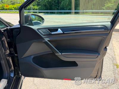 2016 Volkswagen Golf GTI SE Hatchback w/Performance Pkg - zdjęcie 14 z 42 - miniatura