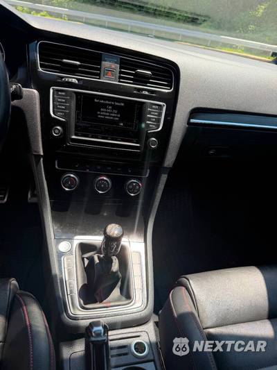2016 Volkswagen Golf GTI SE Hatchback w/Performance Pkg - zdjęcie 32 z 42 - miniatura