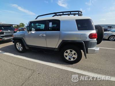 2008 Toyota FJ Cruiser w/Rear Doors - zdjęcie 6 z 60 - miniatura